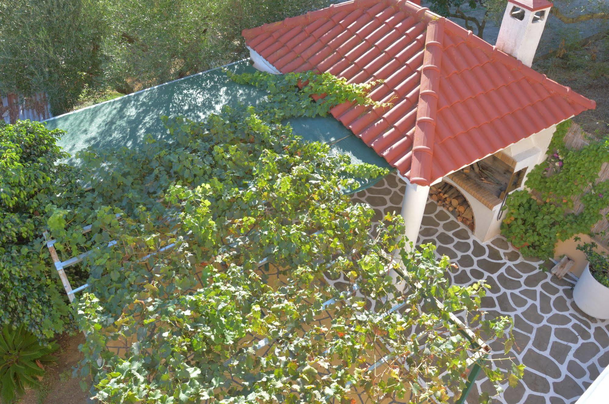 Villa Reverenza Lixouri Exterior foto